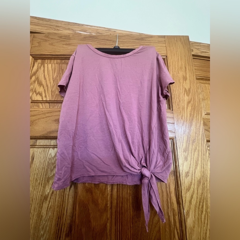 Olivia Rae - Short Sleeve Shirt w/ Twist Detail